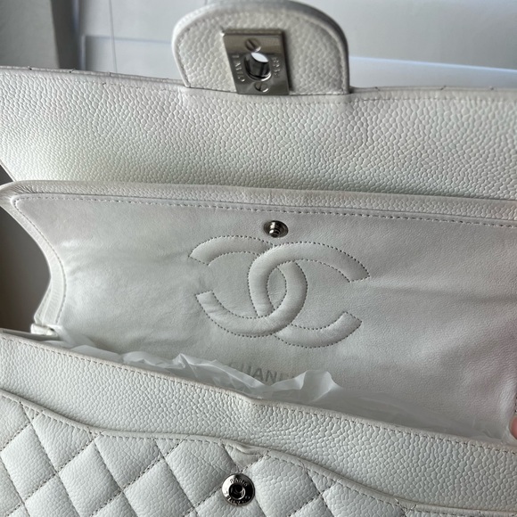 CHANEL Medium Classic Caviar SHW white caviar - Picture 5 of 14